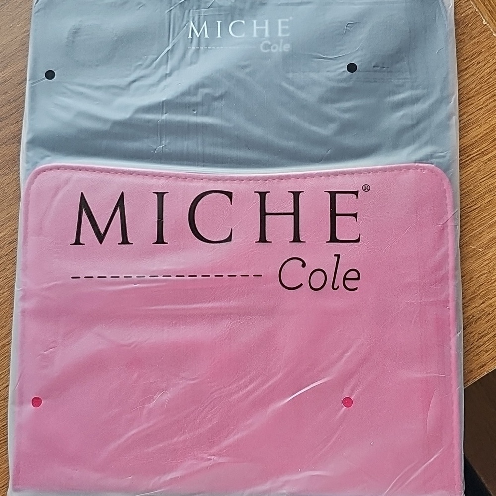 New Miche Petite Shell (Only) In Cole White & Bright Pink - Still In Package - Picture 2 of 3